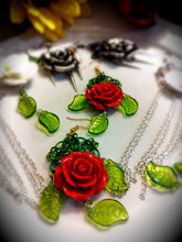 Load image into Gallery viewer, La Reyna